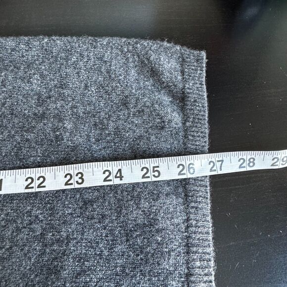 Charter Club Sweater Women 1X Luxury Cashmere V neck Minimalist Grey - Picture 7 of 9